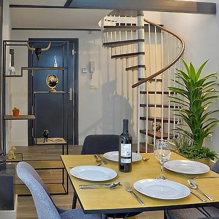 Ferienwohnung Duplex Moderno En Alameda Sevilla Exterior foto