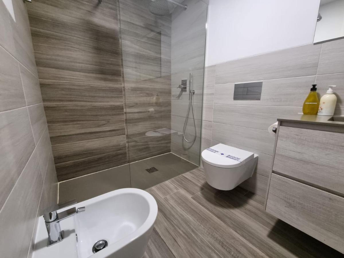 Ferienwohnung Duplex Moderno En Alameda Sevilla Exterior foto
