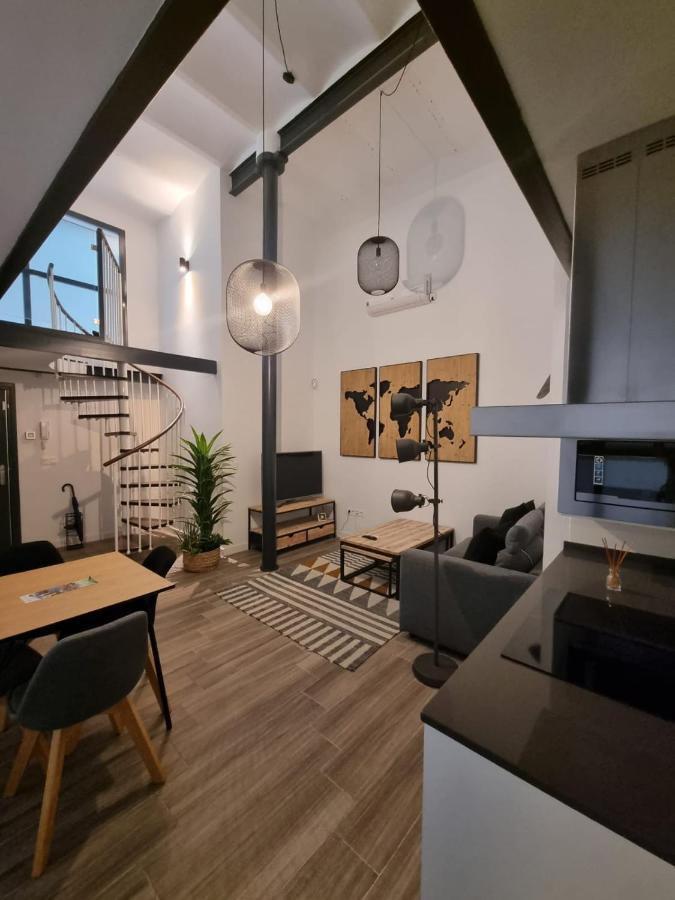 Ferienwohnung Duplex Moderno En Alameda Sevilla Exterior foto